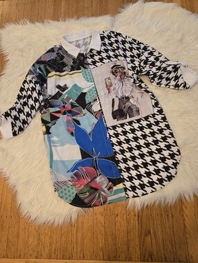 🆕️3/$50🎈Graphic Mixed-Print Collared Tunic